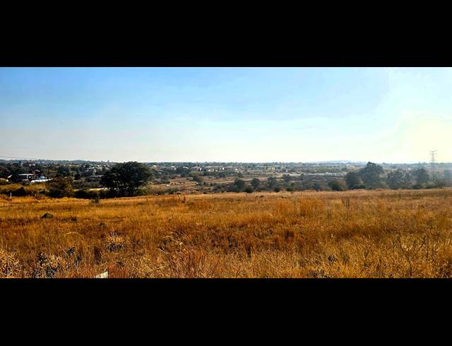 49,160M² VACANT LAND FOR SALE IN RASLOUW